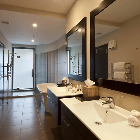 Queenstown Village Apartments Exterior photo