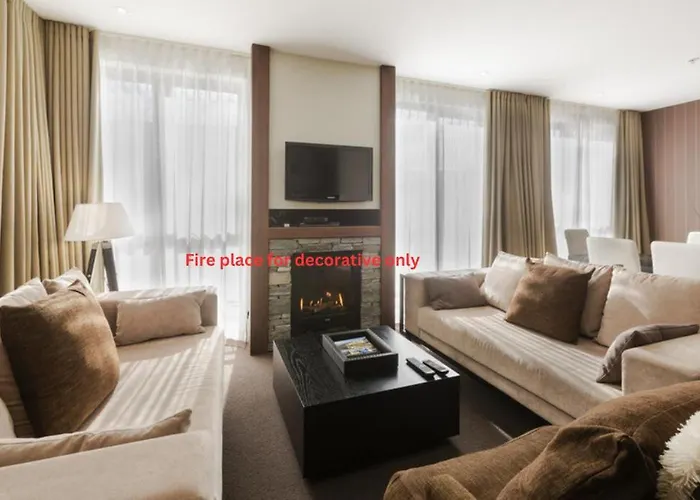 Queenstown Village Apartments