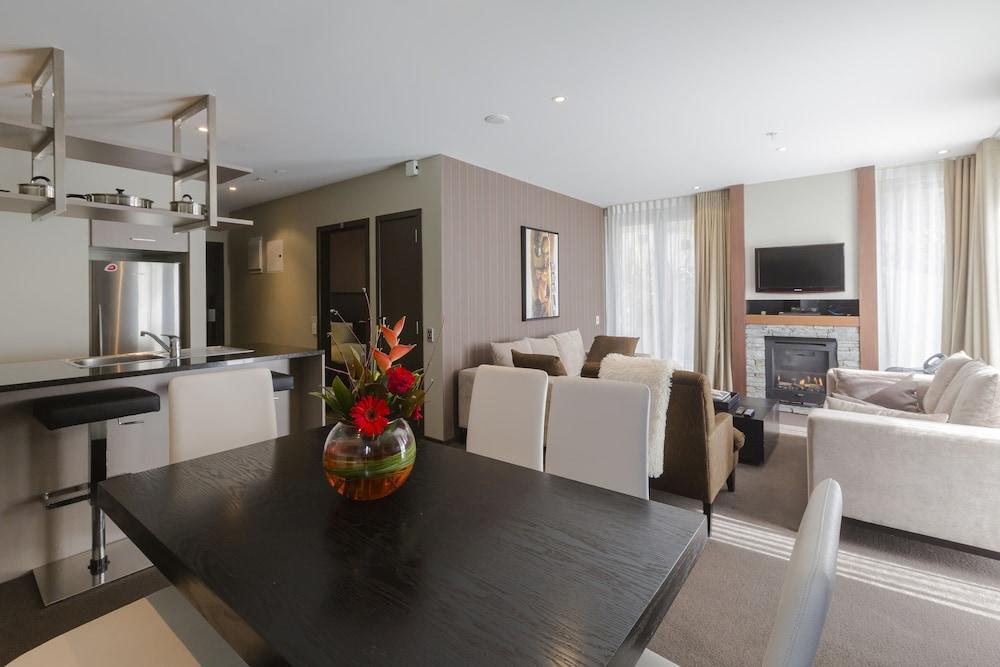 Village 4* Queenstown