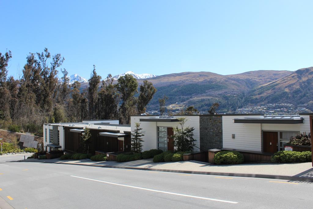 Village Aparthotel 4*