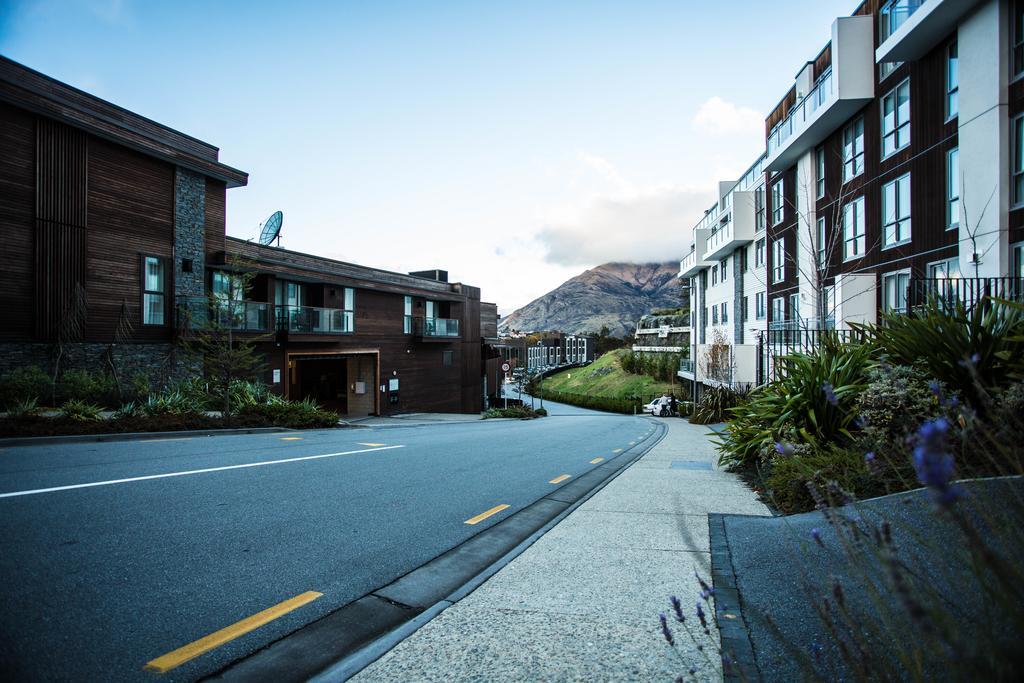 Aparthotel村