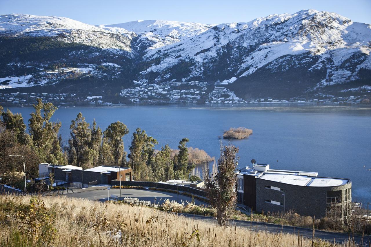 Village Aparthotel 4*