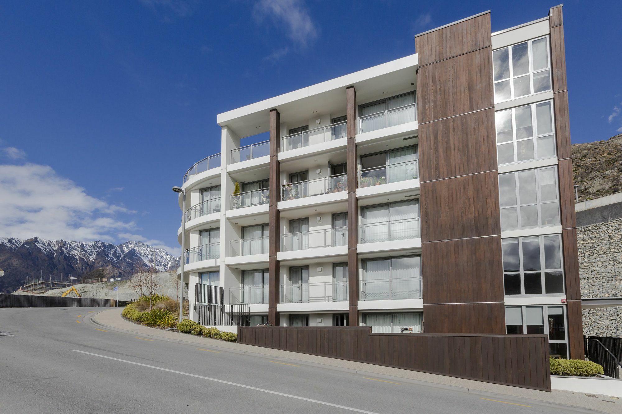 Village Aparthotel Queenstown
